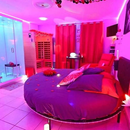 Love Room A Deux Pas De L'Ocean Avec Hammam, Sauna Et Bain A 2 :-) Biscarrosse Eksteriør billede