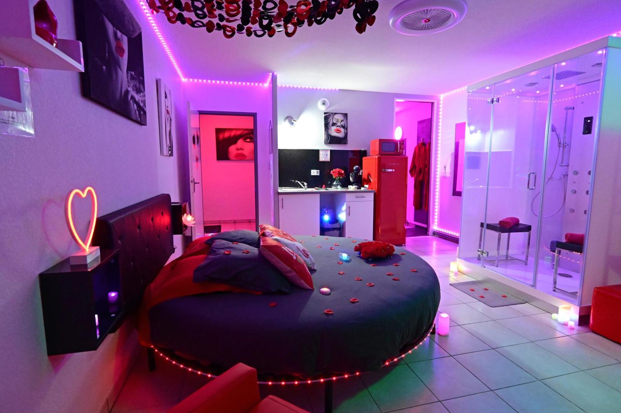 Love Room A Deux Pas De L'Ocean Avec Hammam, Sauna Et Bain A 2 :-) Biscarrosse Eksteriør billede