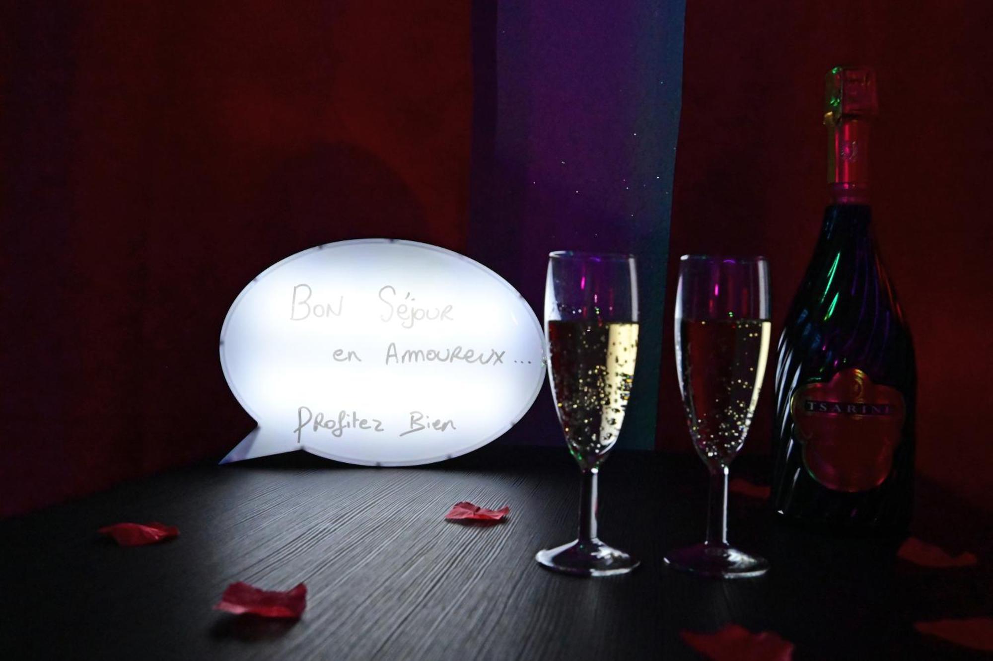Love Room A Deux Pas De L'Ocean Avec Hammam, Sauna Et Bain A 2 :-) Biscarrosse Eksteriør billede