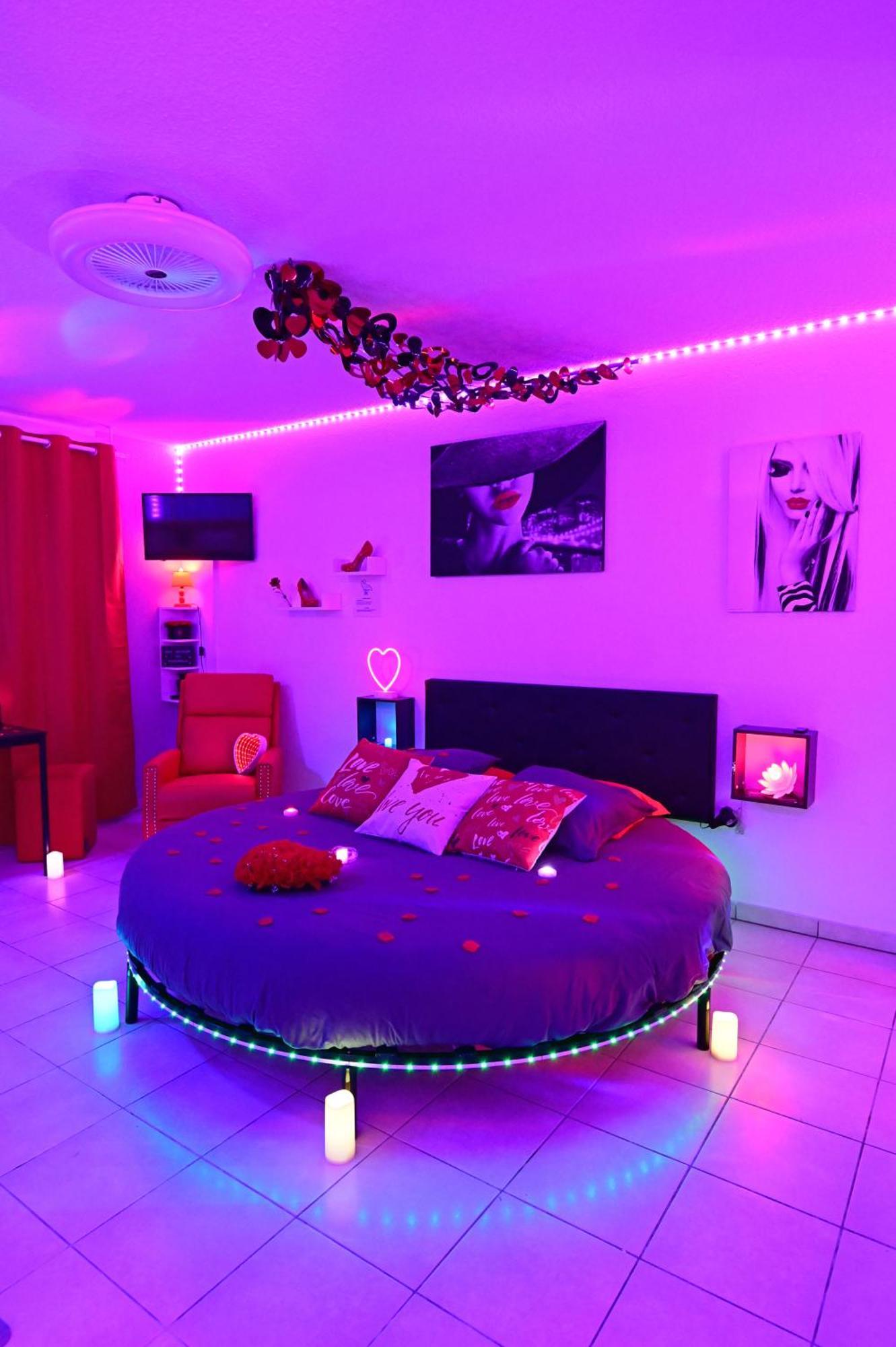 Love Room A Deux Pas De L'Ocean Avec Hammam, Sauna Et Bain A 2 :-) Biscarrosse Eksteriør billede