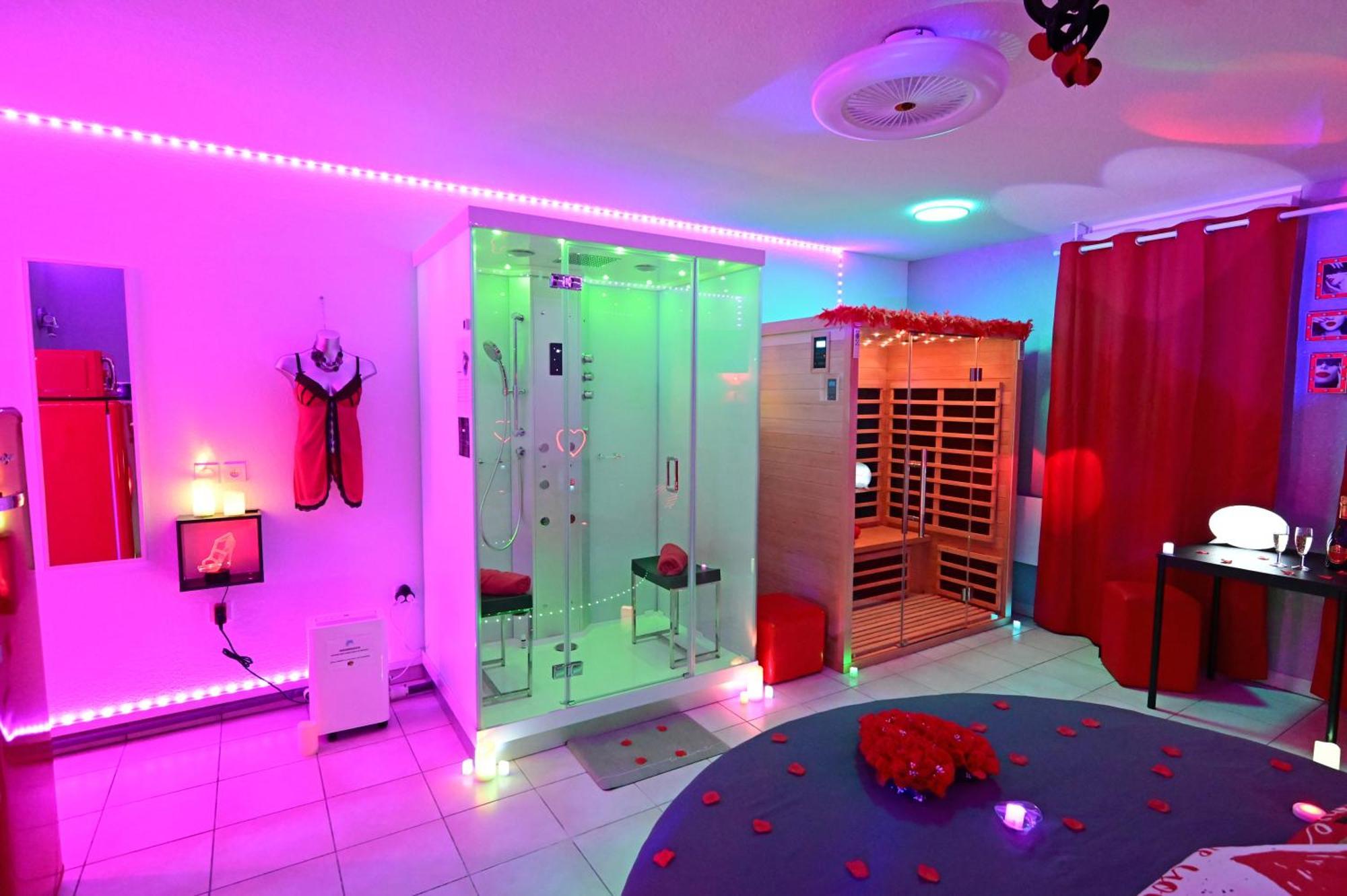 Love Room A Deux Pas De L'Ocean Avec Hammam, Sauna Et Bain A 2 :-) Biscarrosse Eksteriør billede