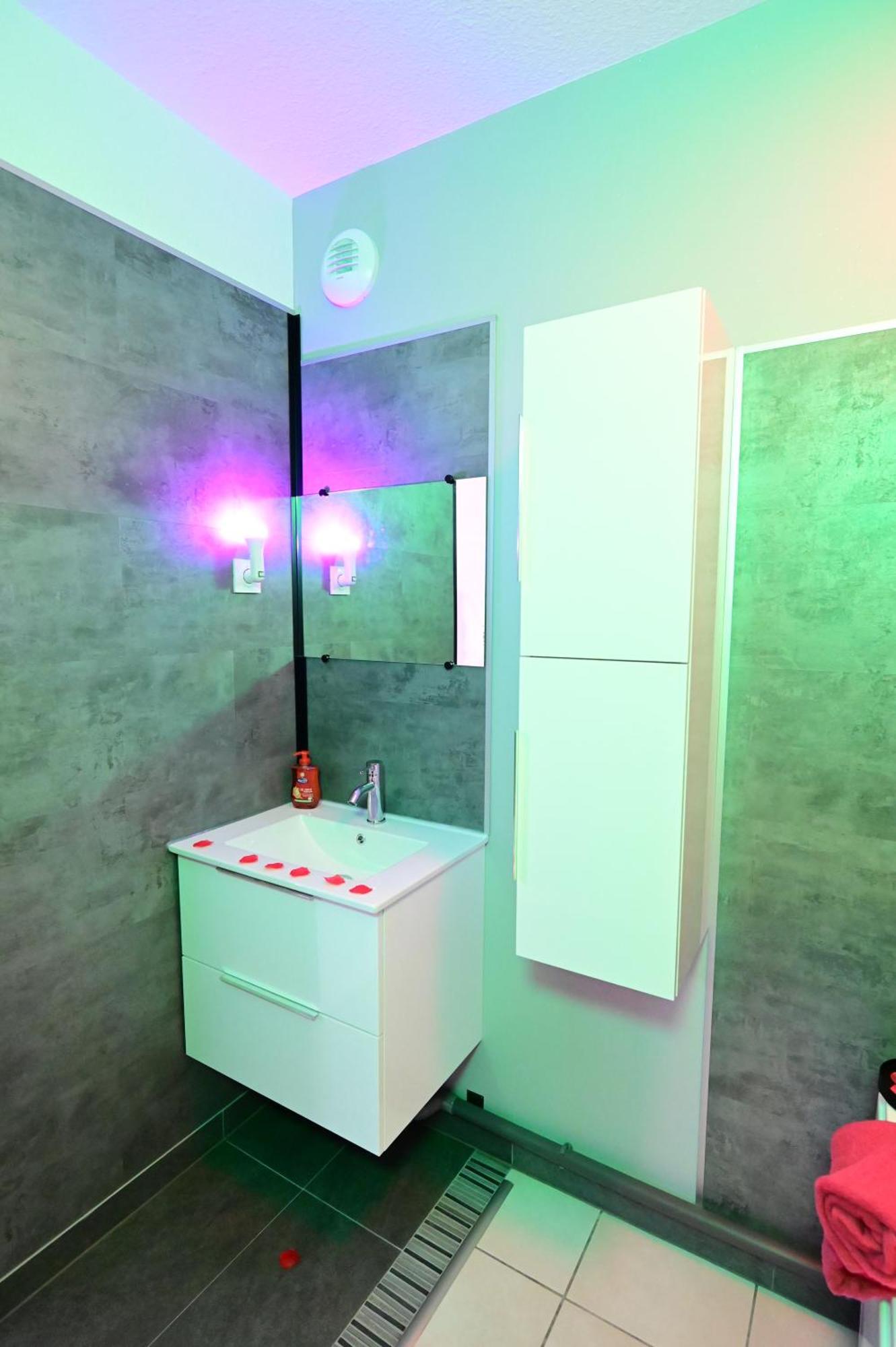Love Room A Deux Pas De L'Ocean Avec Hammam, Sauna Et Bain A 2 :-) Biscarrosse Eksteriør billede