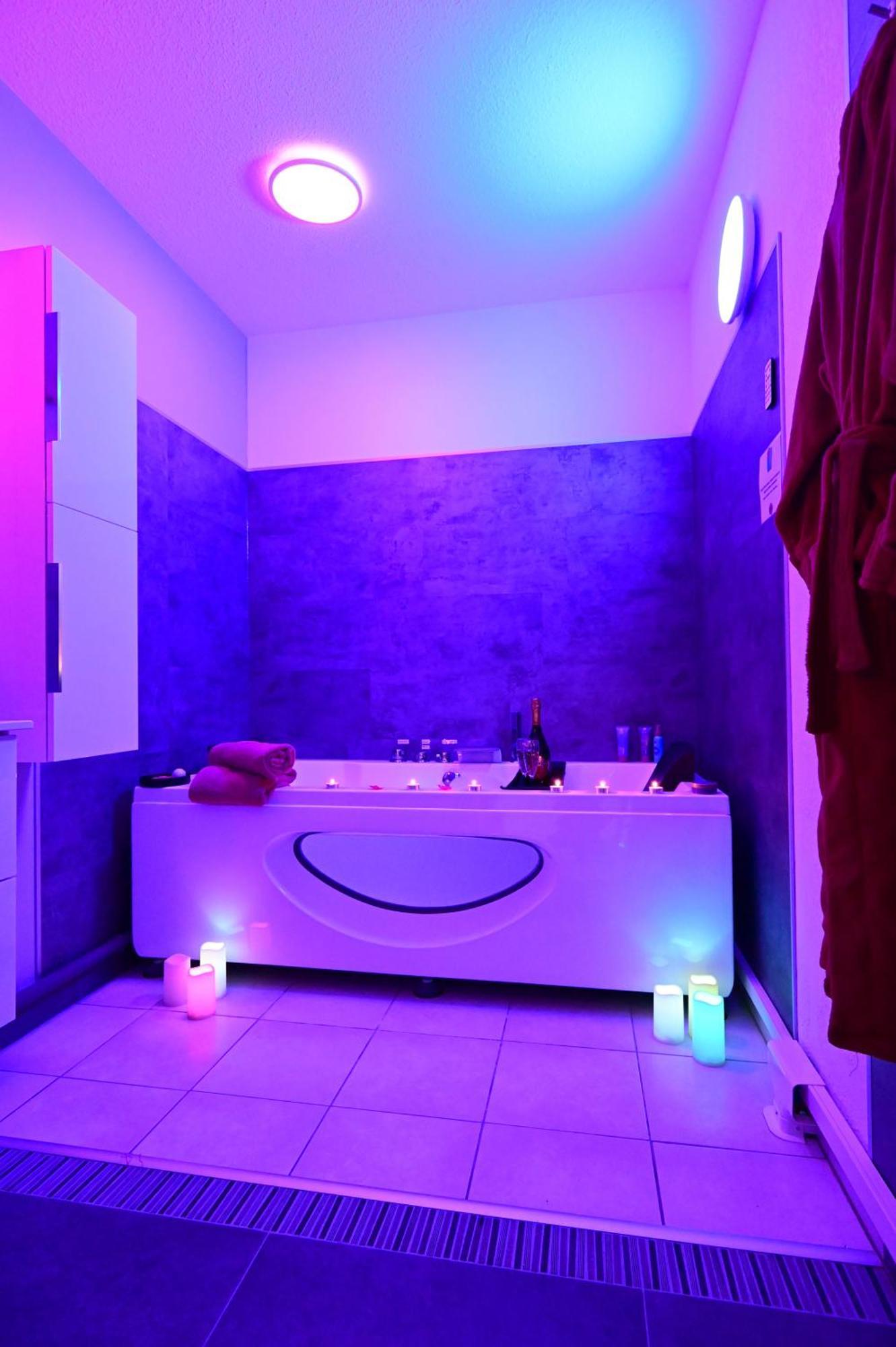 Love Room A Deux Pas De L'Ocean Avec Hammam, Sauna Et Bain A 2 :-) Biscarrosse Eksteriør billede