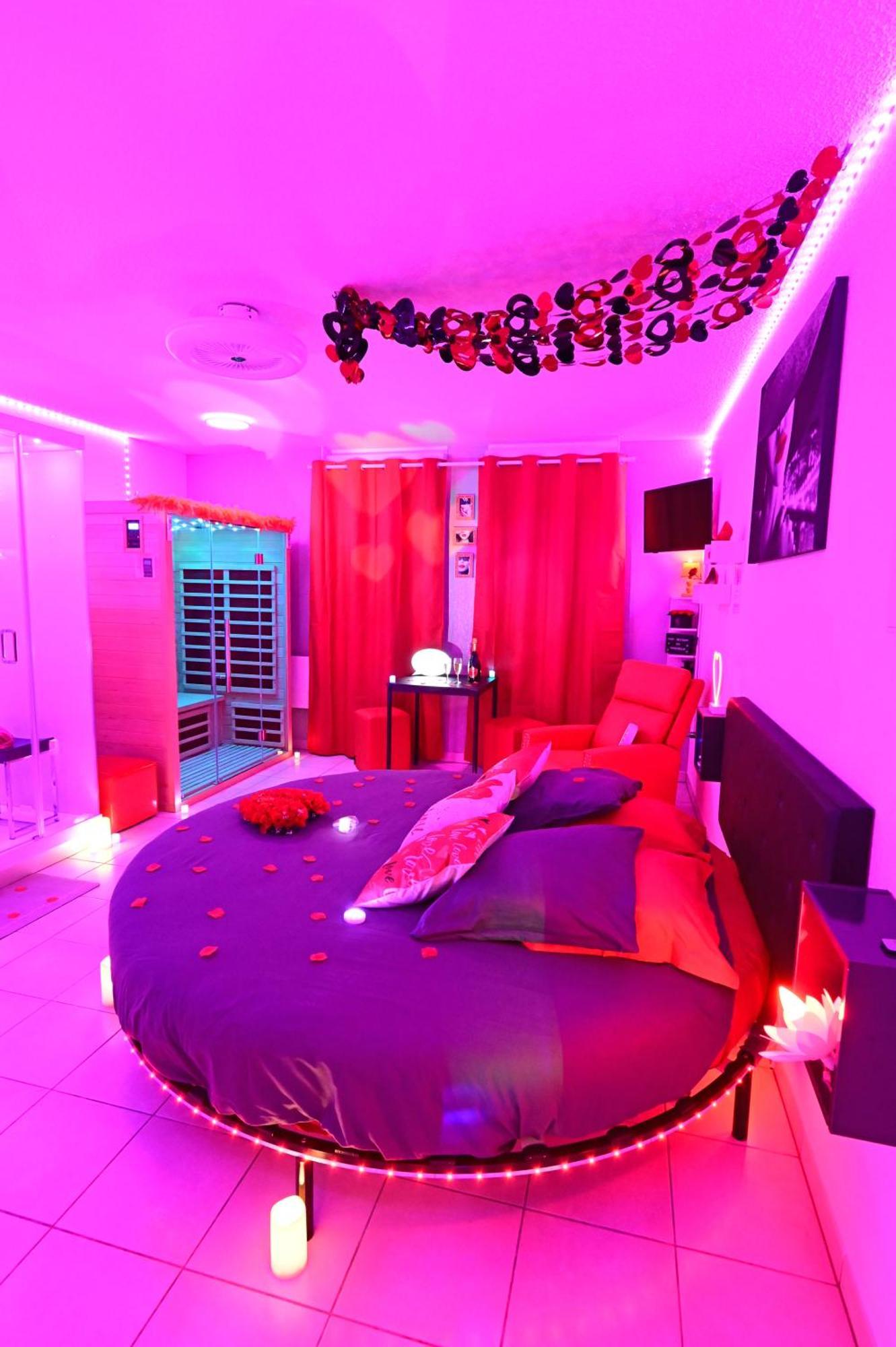 Love Room A Deux Pas De L'Ocean Avec Hammam, Sauna Et Bain A 2 :-) Biscarrosse Eksteriør billede